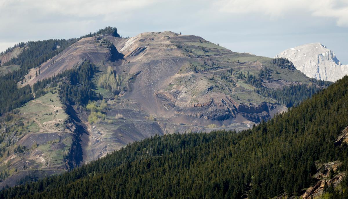 Alberta Announces New Coal Mining Policy Plan, Industry Consults