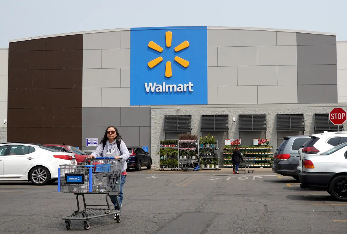 Walmart to Shift Listing to Nasdaq as Retailer Reports 3rd Quarter Growth thumbnail