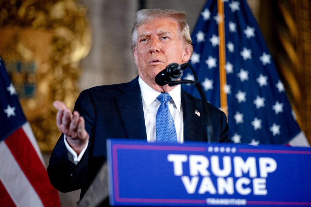 Trump’s Son Posts About Buying Canada, Greenland, Panama Canal on Amazon