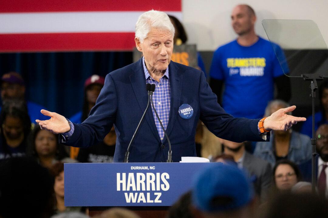 Former President Bill Clinton Hospitalized With Fever, Spokesperson Says