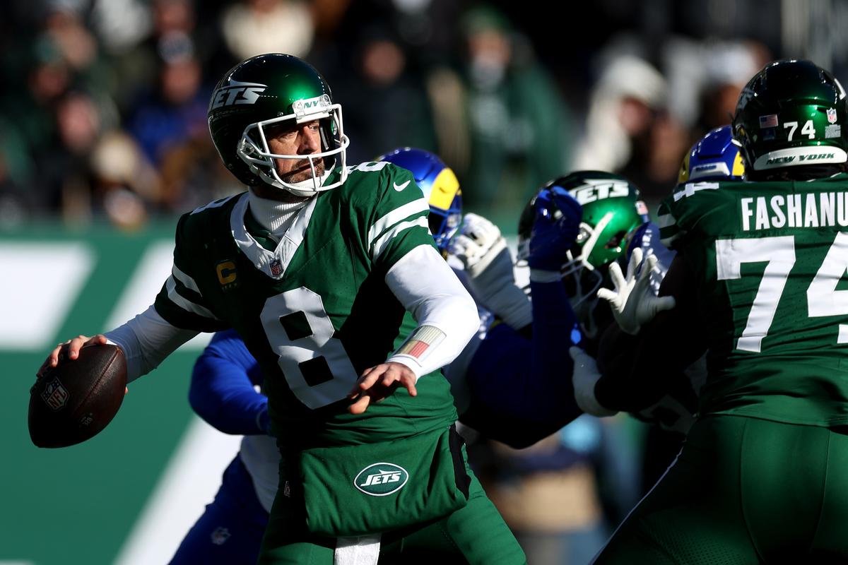 Aaron Rodgers’s Future With the Jets Hinges on Next Coach, GM