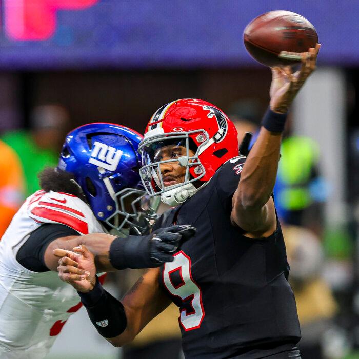 Falcons’ Head Coach Heaps Praise on Rookie Penix’s First Start