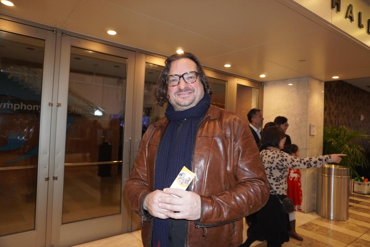 Shen Yun Impresses Banker With ‘Super High Energy’ and ‘Inspiration to Be Your Best’