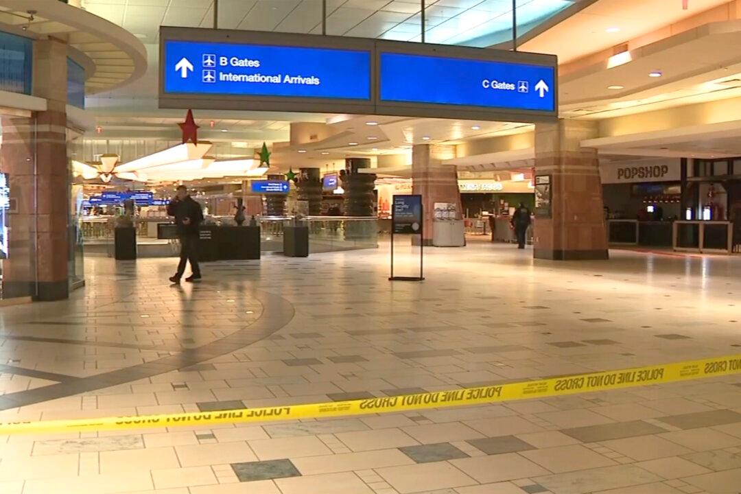 3 People Shot, 1 Stabbed During Feud at Phoenix’s Sky Harbor Airport on Christmas Day