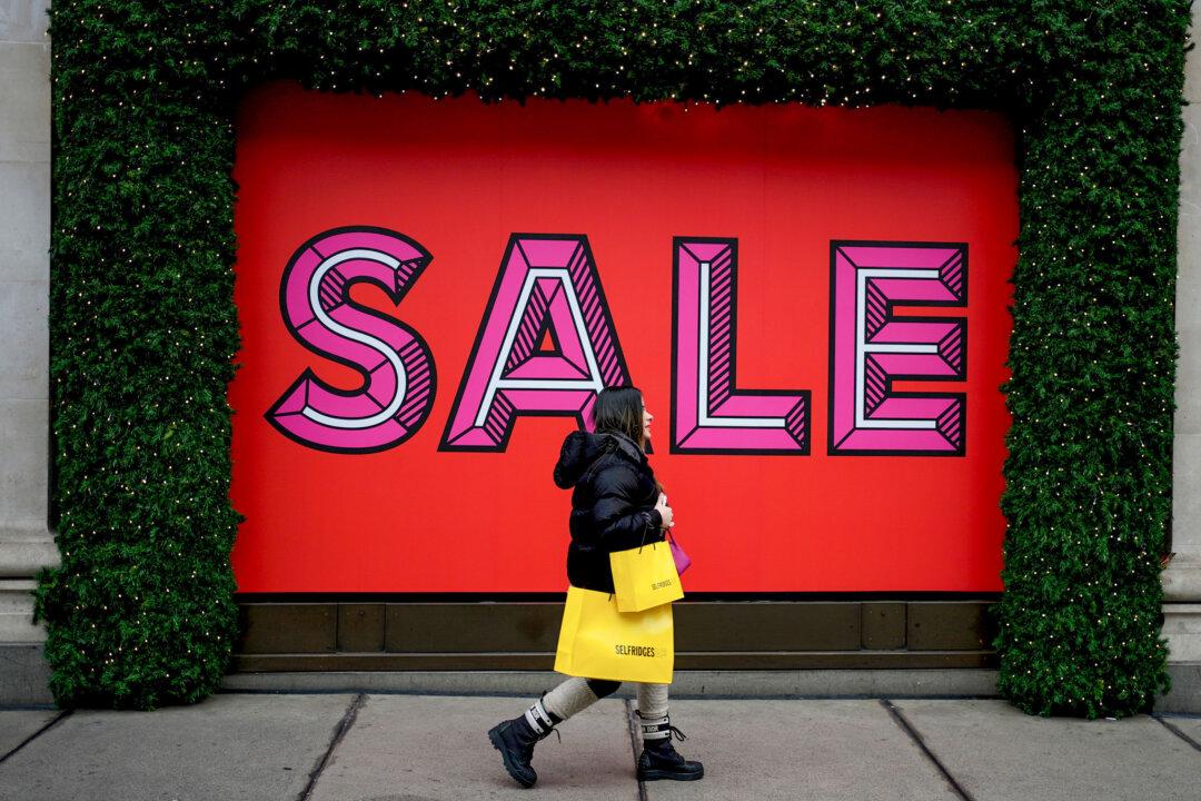 Boxing Day Footfall Drops Amid Retail Struggles and Online Shift