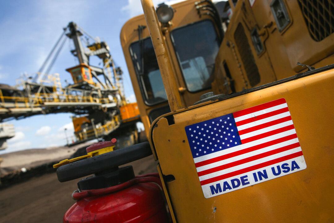 US Trade Deficit Rises to More Than $100 Billion