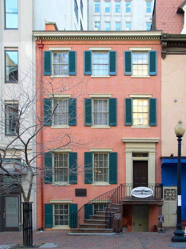 The Petersen House was where Abraham Lincoln was taken after he was shot by John Wilkes Booth. He died there the following morning, on April 15, 1865. (<a href="https://commons.wikimedia.org/wiki/User:McGhiever">McGhiever</a>/<a href="https://creativecommons.org/licenses/by-sa/3.0/deed.en">CC BY-SA 3.0</a>)