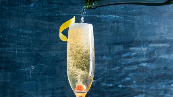 Whether You Want to Splurge or Save, Here’s How to Make a Cocktail That Sparkles