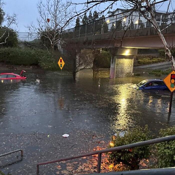 Storms Encase Iowa and Eastern Nebraska in Ice and Generate Rare Tornado Warning in San Francisco