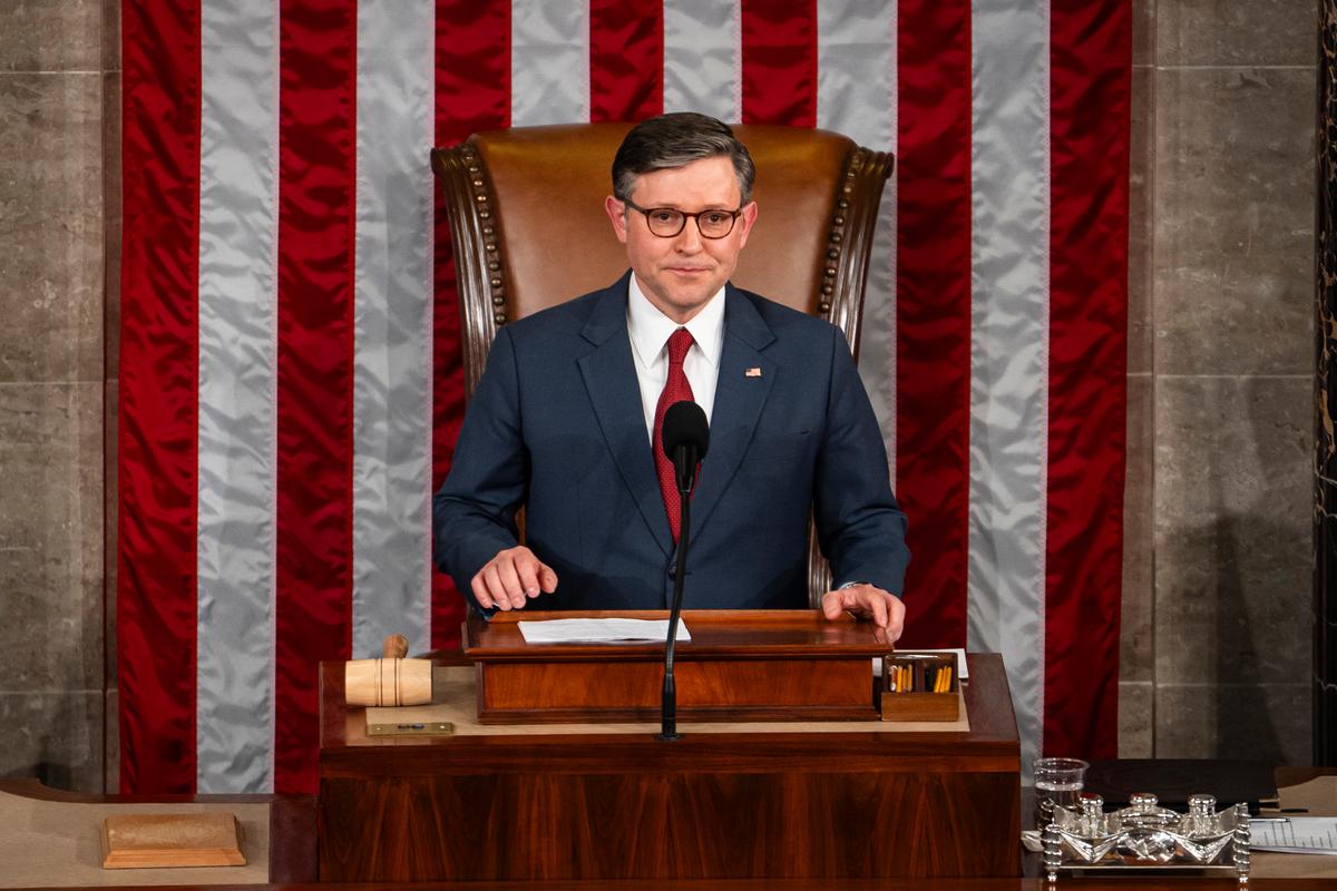 House Votes to Make It Harder to Remove Speaker in Approving New Rules thumbnail