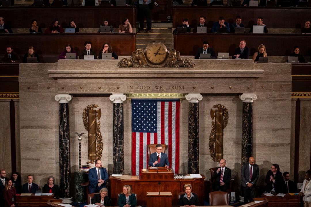 đ§News Brief: Johnson Wins Speakership in Dramatic First Ballot; Biden to Block Sale of US Steel