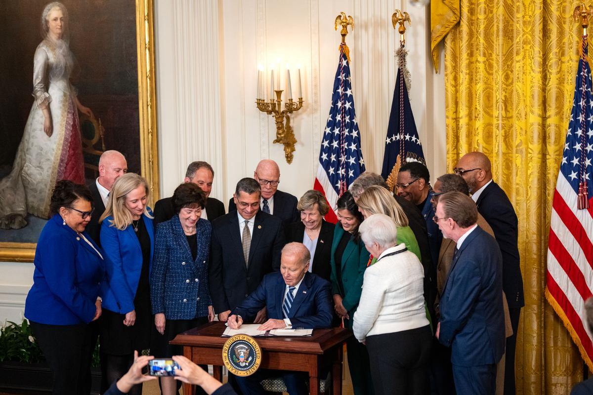 Biden Signs Law to Increase Social Security Benefits for Millions thumbnail