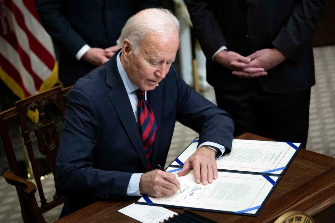 White House Investigating Biden’s Use of Autopen