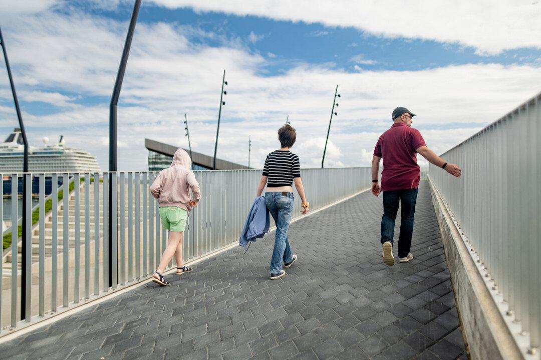 6 Reasons I Prefer Cruises When I Travel With Family