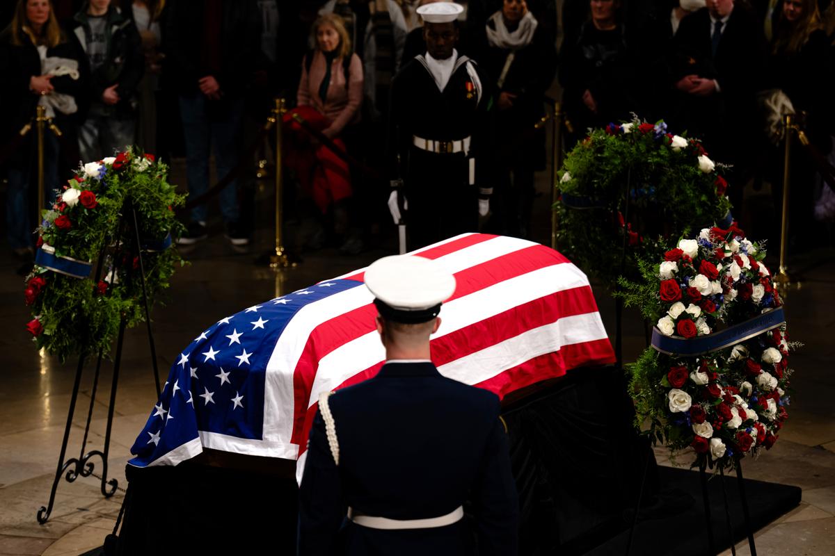 Carter Lies in State at US Capitol