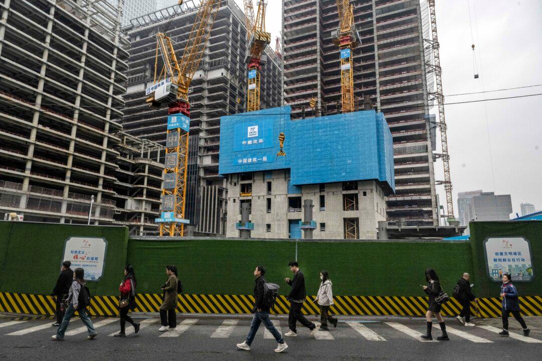 China’s Economy Remains Fragile Entering 2025