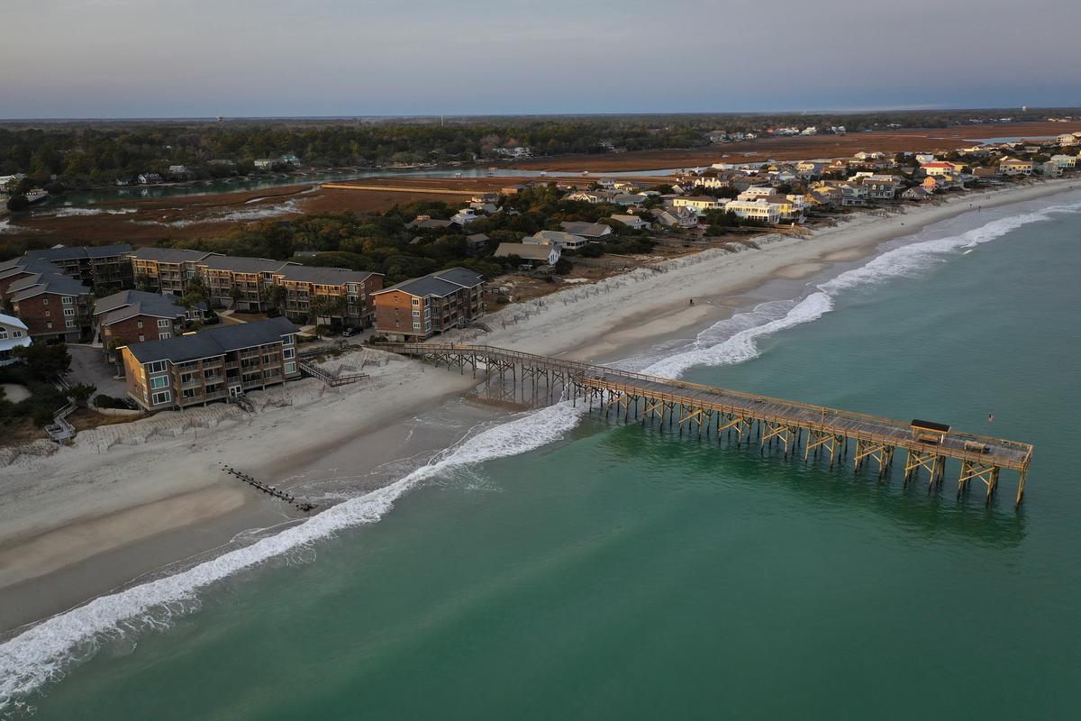 Americans Continue Moving South for Jobs, Lower Taxes: Surveys