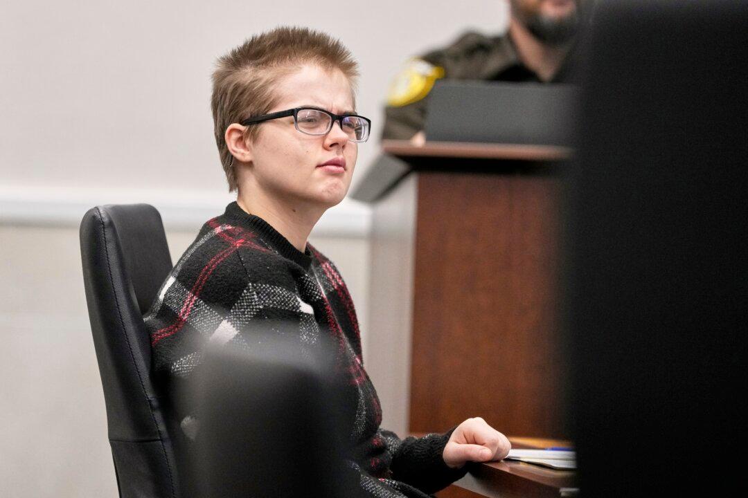 Judge Releases Woman Who Stabbed a Classmate to Please Slender Man From a Psychiatric Hospital