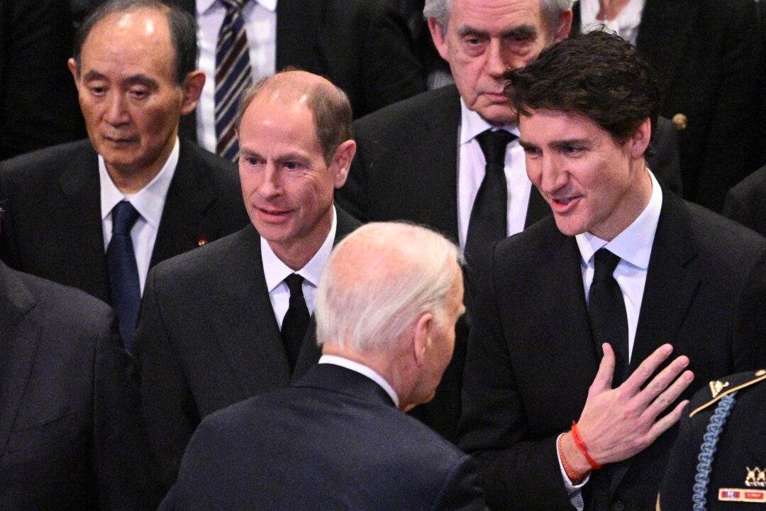 Trudeau Discusses Trump Comments, Resignation, Wildfires in CNN Interview