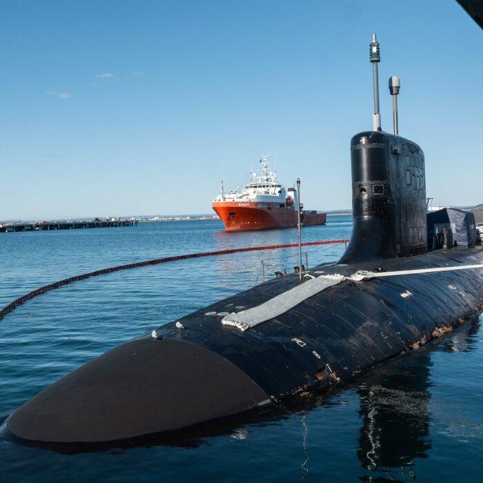 Congress Looks to Japan for Tips on Submarine Building