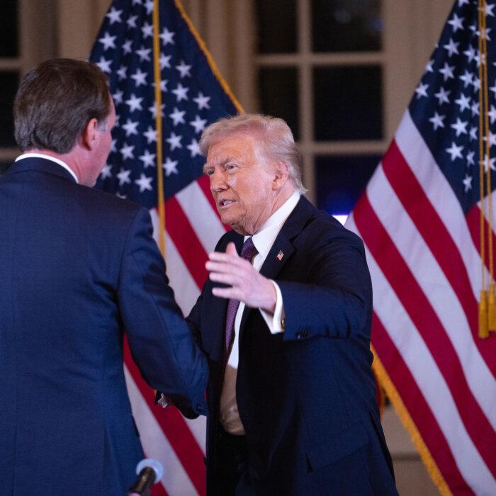 Trump Discusses Greenland During Governors’ Dinner, Says Denmark May Face Tariffs