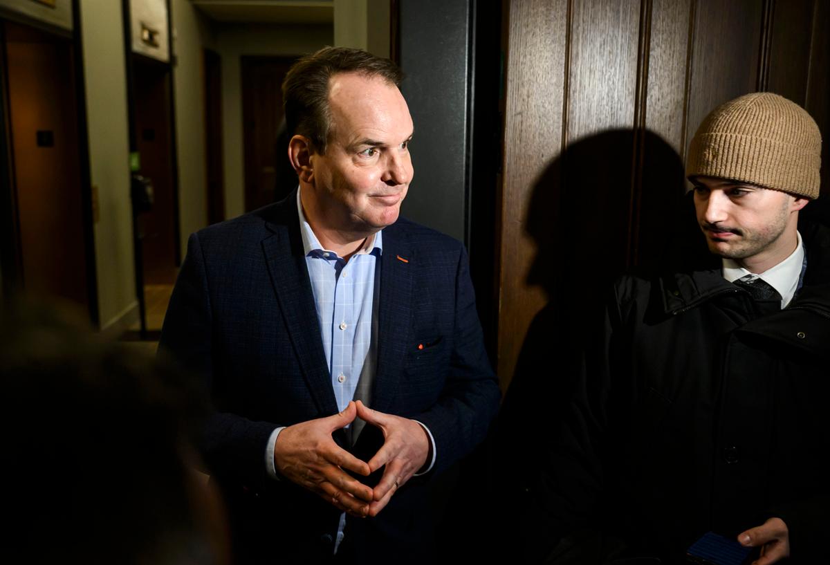 MacKinnon Won’t Join Liberal Leadership Race, Cites Lack of Time to Mount Campaign