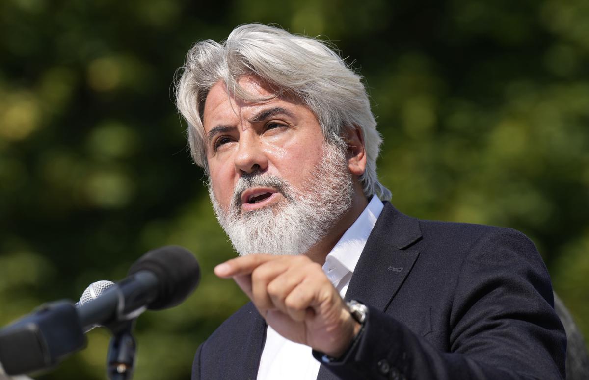 Quebec Liberals ‘At a Crossroads’ as Leadership Race Kicks Off Monday