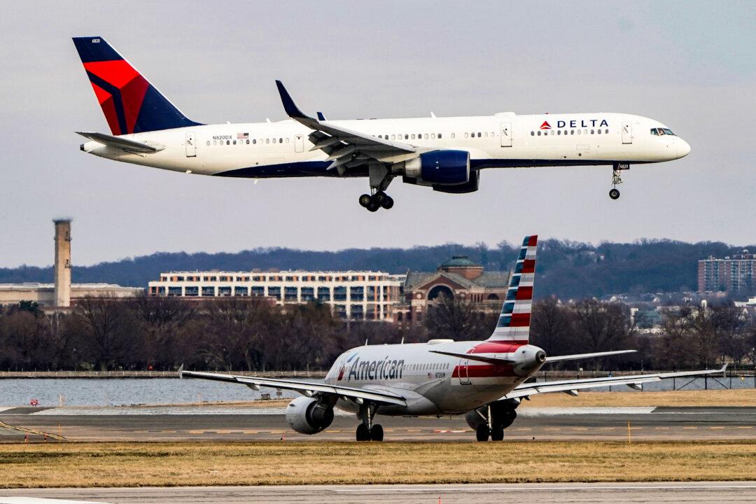 US Airline Carriers Face Near-Term Headwinds Due to ‘Macro Uncertainty,’ Insiders Say
