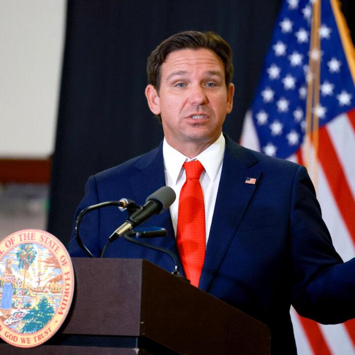 DeSantis, Homan Call for Congress to Pass Legal Immigration Reforms