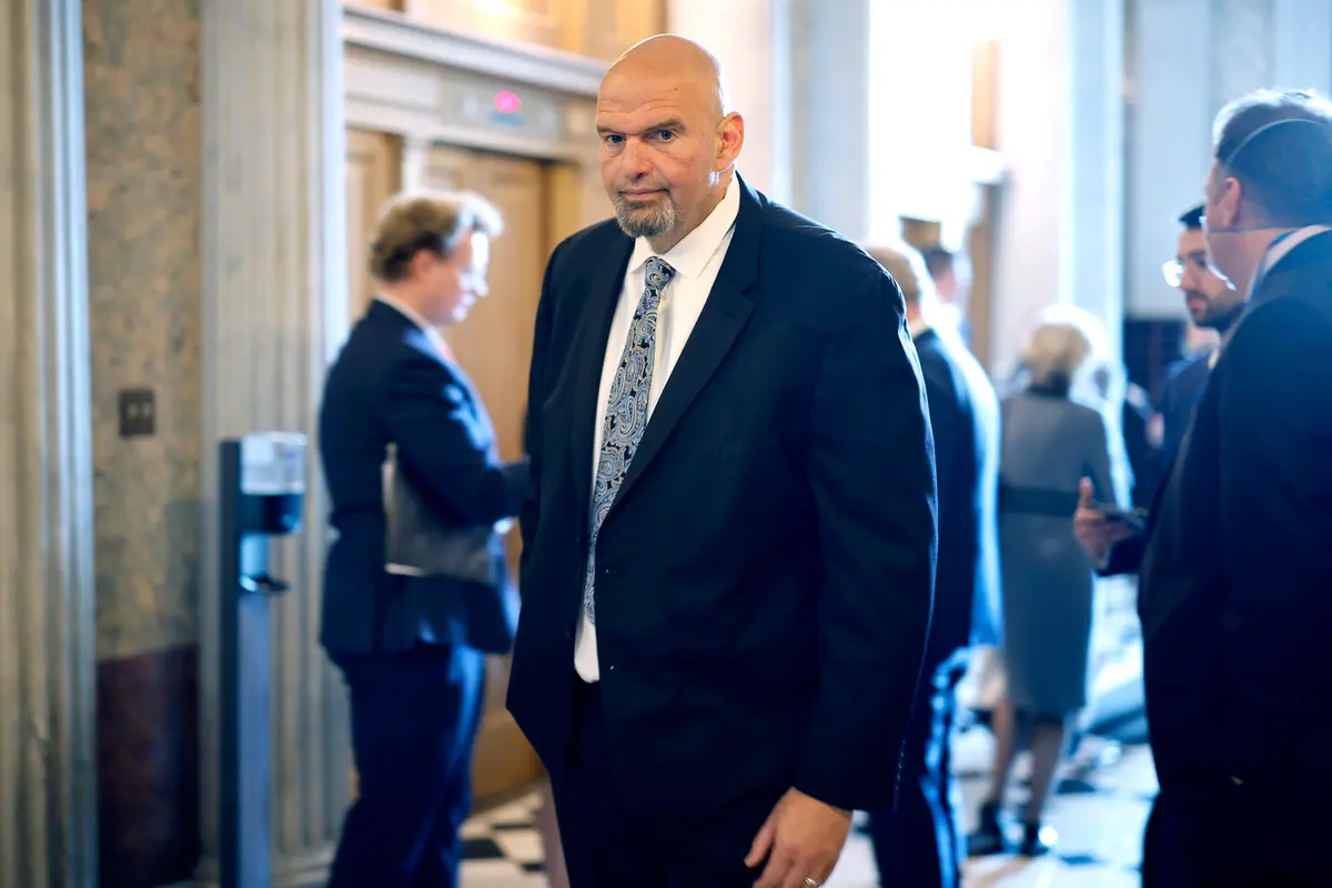 Fetterman Says Some Democrats Possibly Afraid to Reopen DHS Due to Party Activists