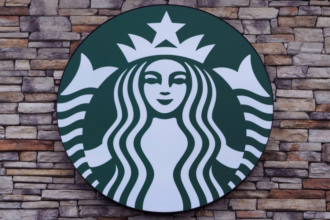 Starbucks Reverses Open-Door Policy, Purchases Now Required