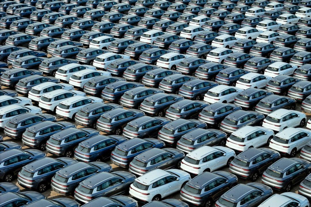 EU and Beijing Agree to Discuss Minimum Pricing on EVs