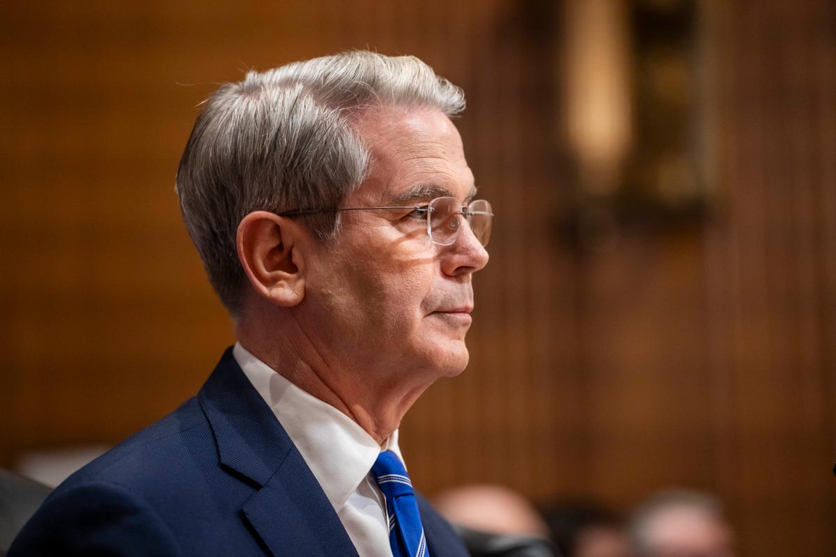 Trump Admin Urges Judge to Dissolve Order Blocking DOGE From Treasury thumbnail