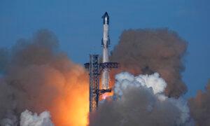 SpaceX Rocket Falls Apart During Test Flight After Booster Caught