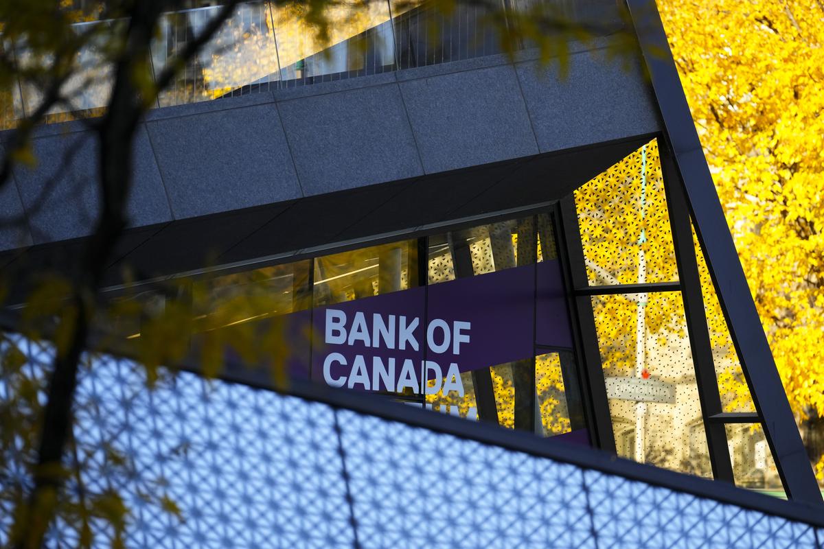 Experts Say the Canada-US Interest Rate Gap Here to Stay After Latest Cut