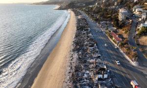 Newsom Tells Coastal Panel to Stop Contradicting His Orders on Rebuilding