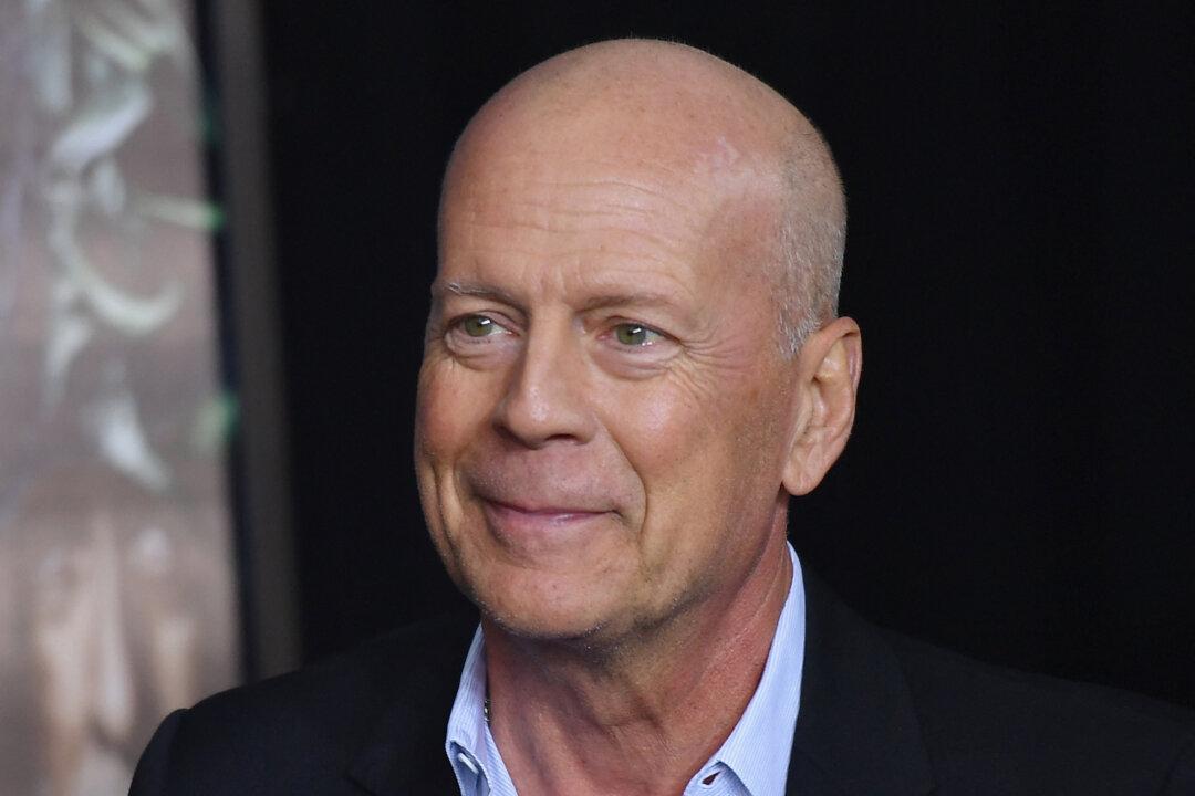 Bruce Willis Expresses Gratitude to First Responders Amid Deadly LA Wildfires