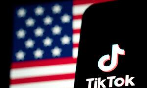 Trump Confirms Ongoing Talks With 4 Bidders for Potential TikTok Sale