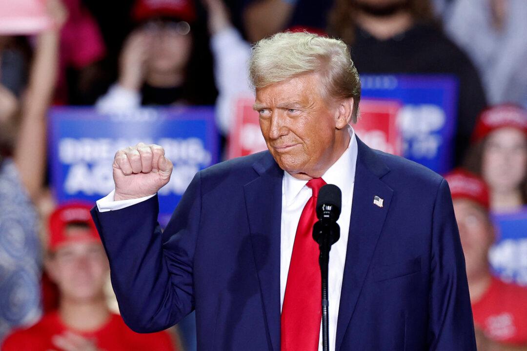 Trump Declares National Energy Emergency, Signs Alaska Executive Order