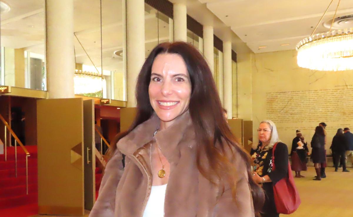 Shen Yun Keeps a Rich and Beautiful Culture Alive, Says LA Patron thumbnail