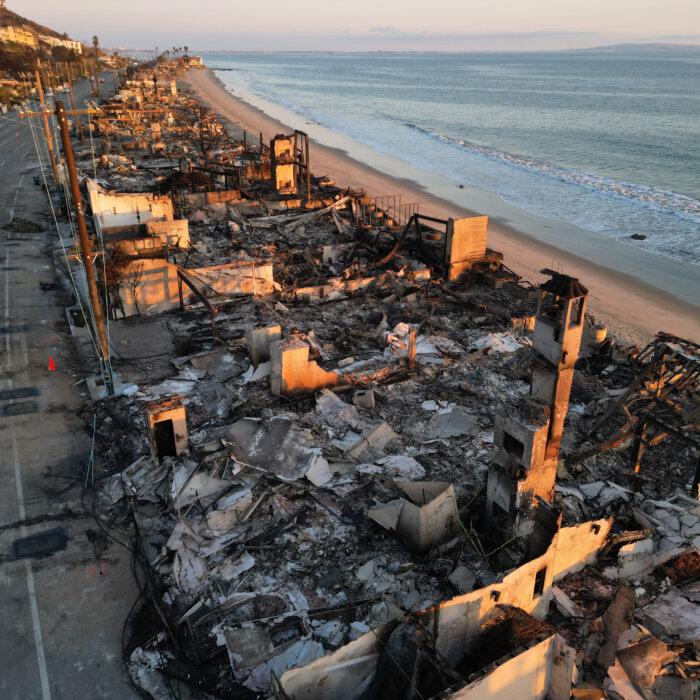 Major Banks Offer California Fire Victims Grace Period on Mortgage Payments