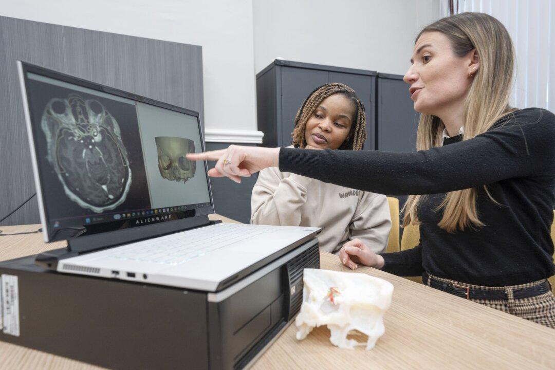 UK-First Operation Removes Previously Inoperable Tumour