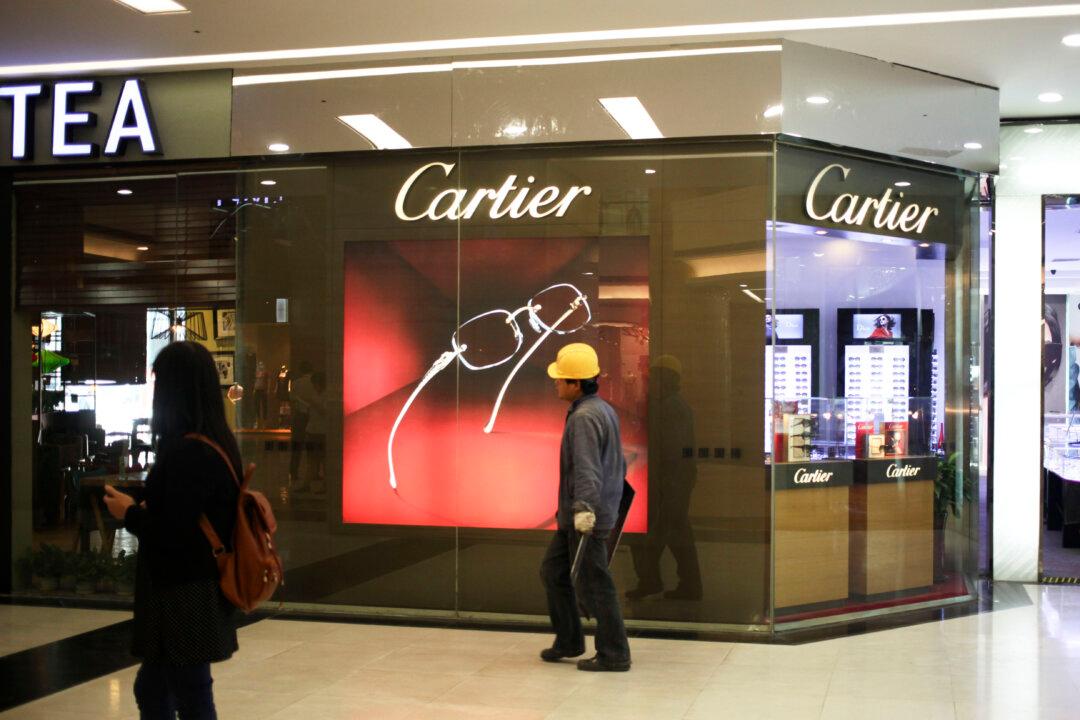 Chinese Consumers Cut Down on Luxury Spending as Bubble Prosperity Ends