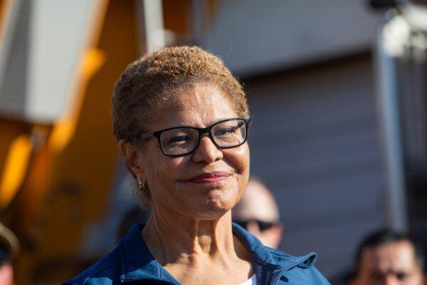 Los Angeles Mayor Karen Bass speaks to journalists in a press conference in Los Angeles, on Jan. 17, 2025. Bass endorsed her friend and former Los Angeles Mayor Antonio Villaraigosa on Sept. 6 in the state's governor's race. (Apu Gomes/Getty Images)