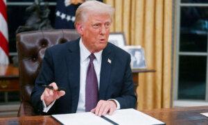 Trump Fires 4 Presidential Appointees, Says ‘Many More’ Terminations to Come