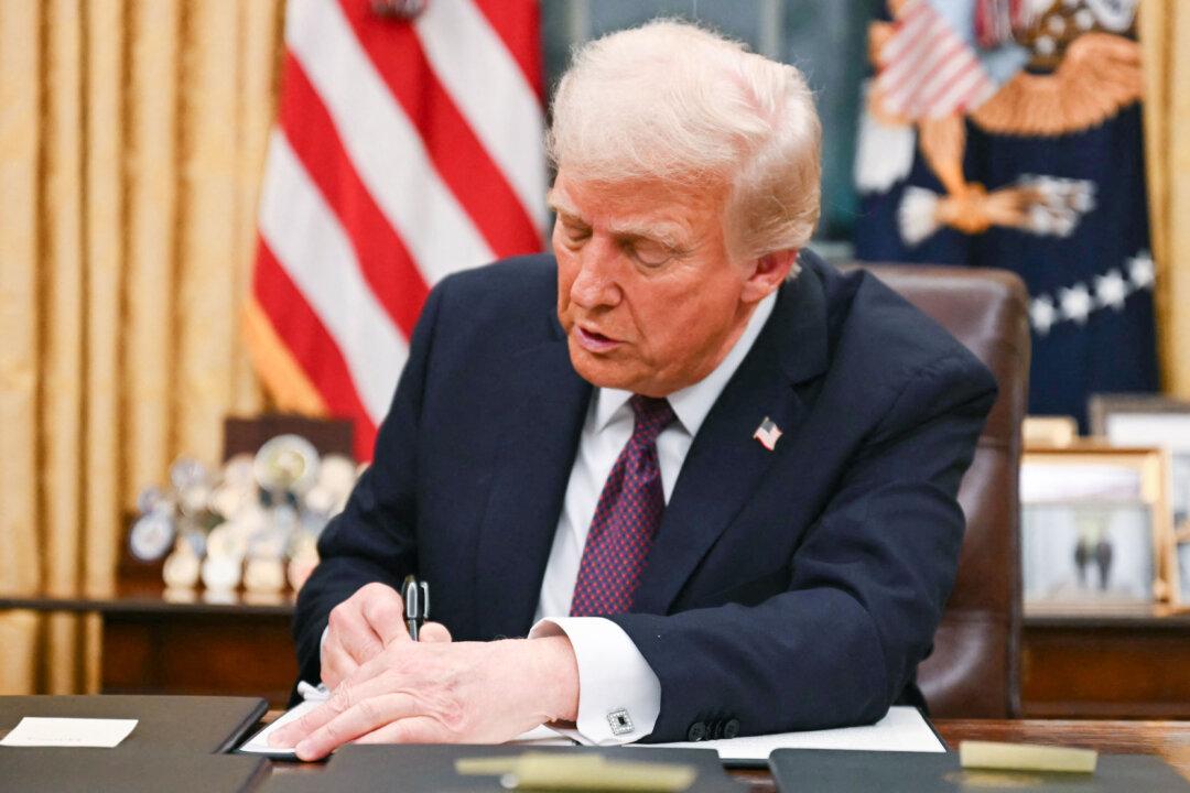 ACLU Sues Trump Over Order Ending Birthright Citizenship