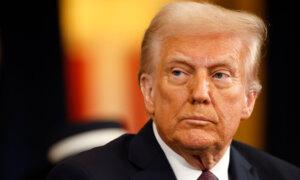 Trump Threatens Tariffs, Sanctions If Russia Doesn’t Accept Ukraine War Truce Deal