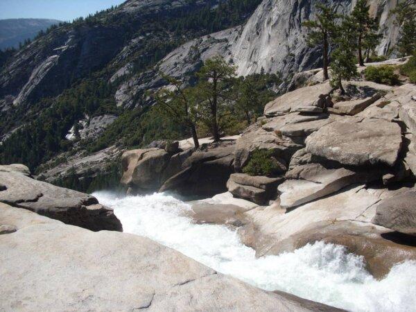Yosemite is considered the third most deadly national park in the United States with 42 of 125 fatal incidents that occurred from 2014 to 2023 linked to falls, according to research conducted by Malloy Law. (Bryant-Jon Anteola/The Fresno Bee/TNS)