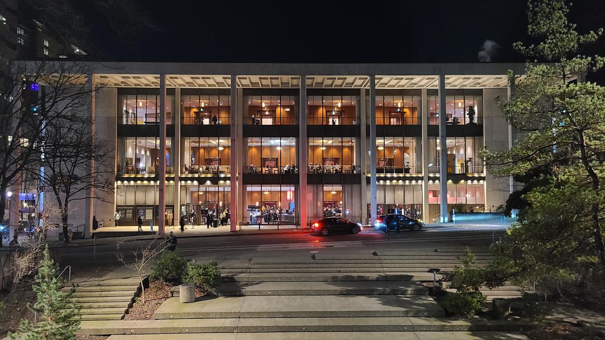 ‘This Is a Gift’: Portland Theatergoer Says About Shen Yun