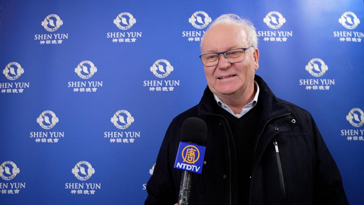 Shen Yun a ‘Quest for Light,’ Says French Theatergoer